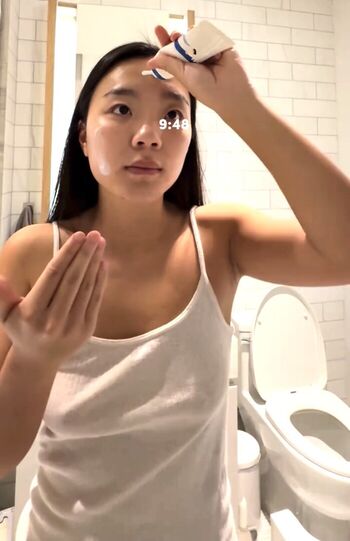 Full leaked Eatingalonediaries private onlyfans photo