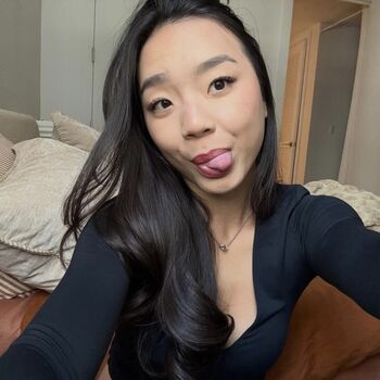 Full leaked Eatingalonediaries private photo