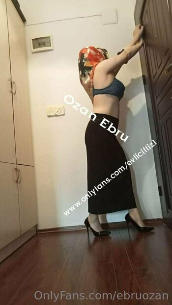 Full leaked Ebruozan private photo