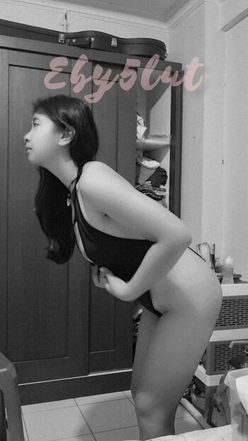 Full leaked Eby sarasvati private photo