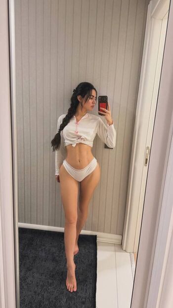 Full leaked Ece ronay  page private onlyfans photo