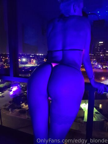 Full leaked Edgy blonde private photo