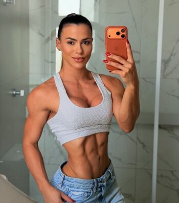 Eduarda Bezerra
