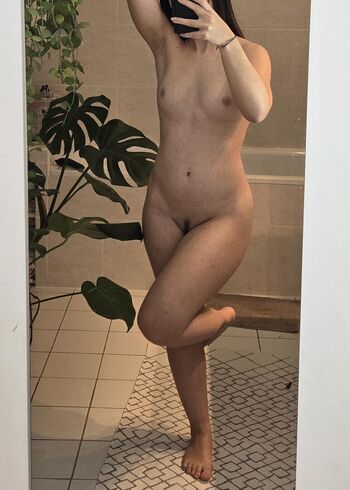 Full leaked Eechalotte private onlyfans photo