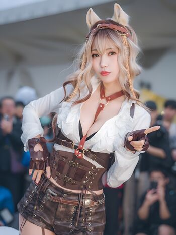 Full leaked Eeelyeee  page private onlyfans photo