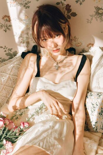 Full leaked Eeelyeee page private photo