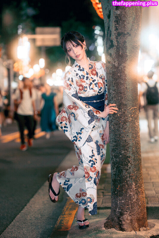 Ely Cosplay / Ely_eee / eeelyeee ヌードOnlyFans写真 #243