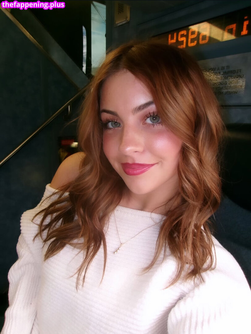 eellacollins / itsellaa Φωτογραφία Γυμνών OnlyFans #1