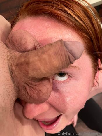 Full leaked Eevee bee private onlyfans photo