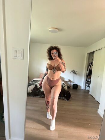 Full leaked Egg private photo
