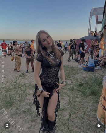 Full leaked Einfachlia private onlyfans photo