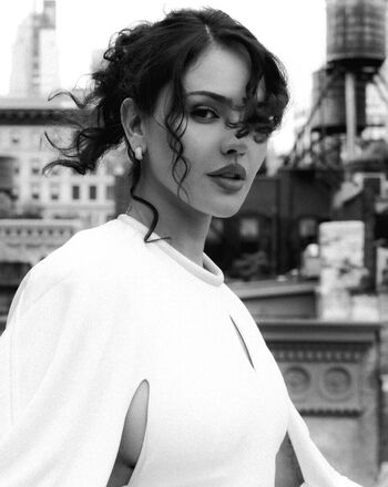 Eiza González