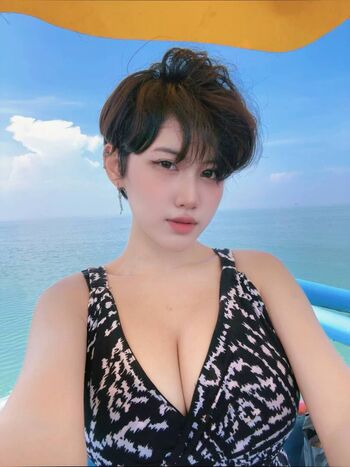 Full leaked Ejahazel private onlyfans photo