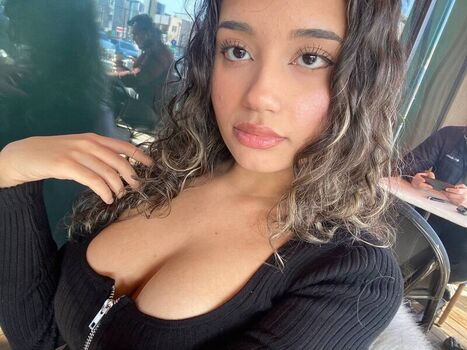 Full leaked Ela kavak private photo