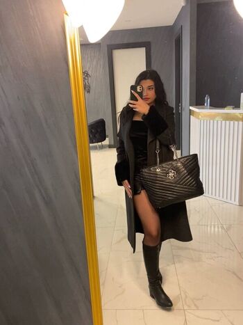 Full leaked Ela kavak private photo