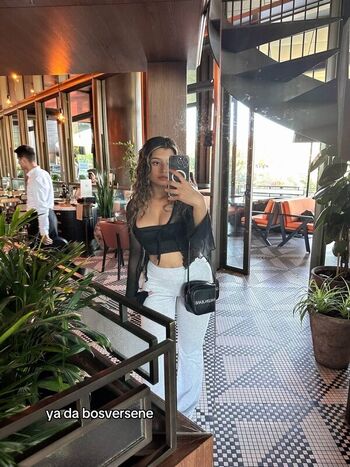 Full leaked Ela kavak private photo