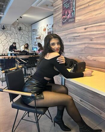 Full leaked Ela kavak private photo
