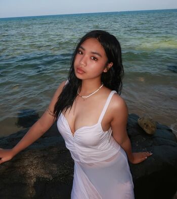 Full leaked Elara lyyy private photo