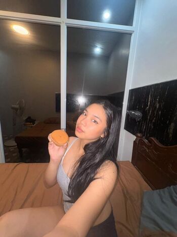 Full leaked Elara lyyy page private photo