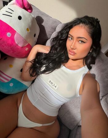 Full leaked Elara private photo