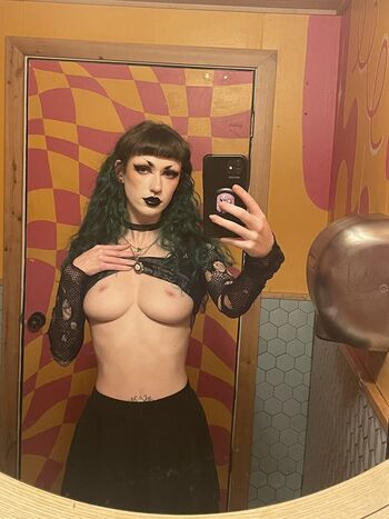 Full leaked Elaraelias private photo