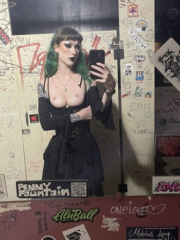 Full leaked Elaraelias private photo