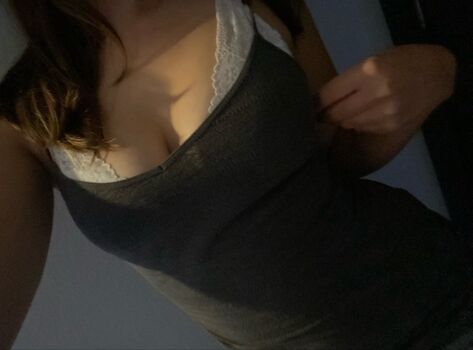 Full leaked Elarrrrra private photo