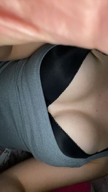 Full leaked Elarrrrra private photo