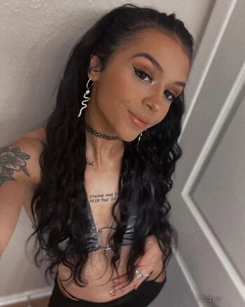 Full leaked Elayna black private photo