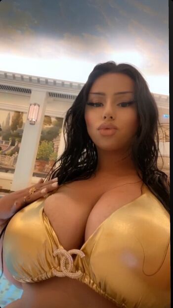 Full leaked Elegancewoman private onlyfans photo