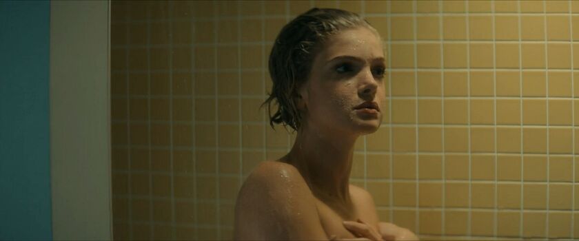 Full leaked Elena kampouris private onlyfans photo