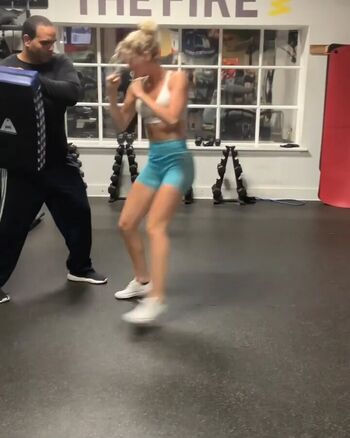 Full leaked Elena kampouris private photo