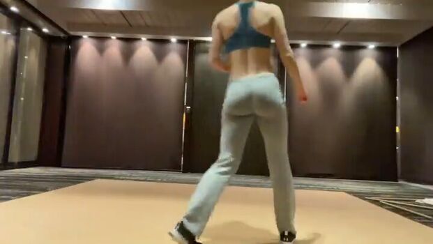 Full leaked Elena kampouris private photo