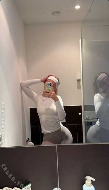 Full leaked Elena zoe private onlyfans photo