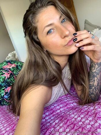 Full leaked Elenacarver private photo