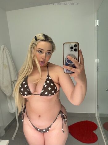 Full leaked Elenasainte private photo