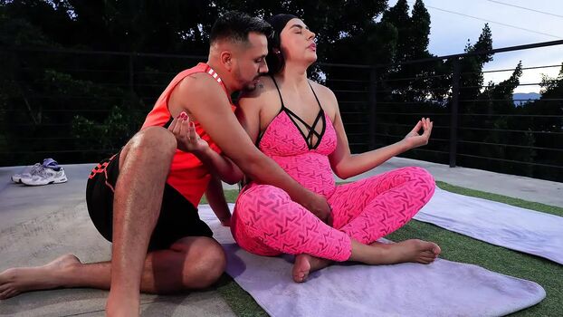 Full leaked Elenayoga private photo