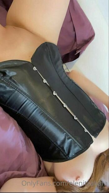 Full leaked Elenitzakara page private onlyfans photo