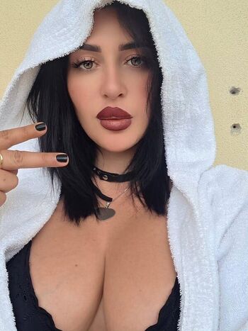 Full leaked Elenorash private photo