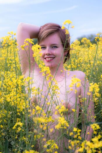 Full leaked Eleyumina private photo