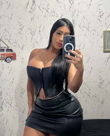 Full leaked Elicaandradee private onlyfans photo