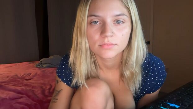 Full leaked Elielieliy private photo