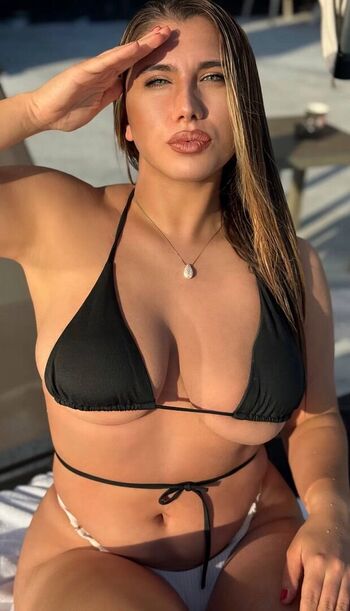 Full leaked Elif karaarslan page private onlyfans photo