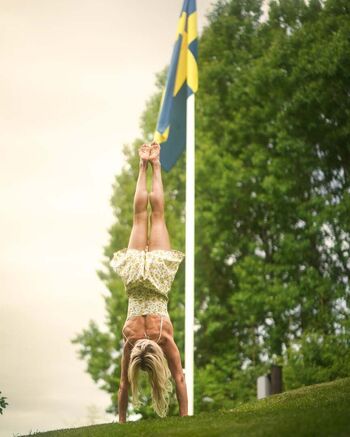 Full leaked Elin hrknen private photo