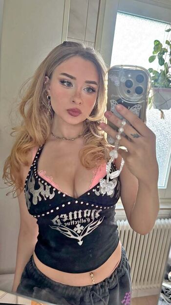 Full leaked Elina twich private photo