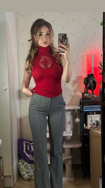 Full leaked Elina page private onlyfans photo