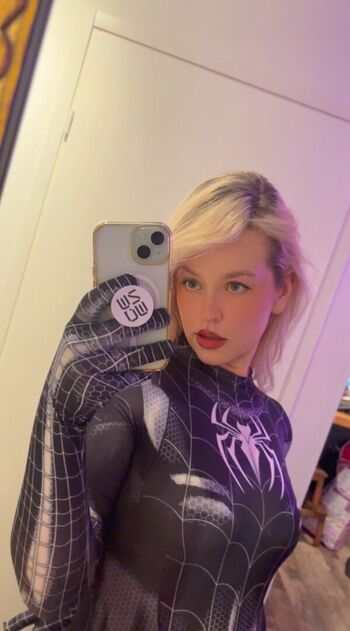 Full leaked Elinajasmin private photo