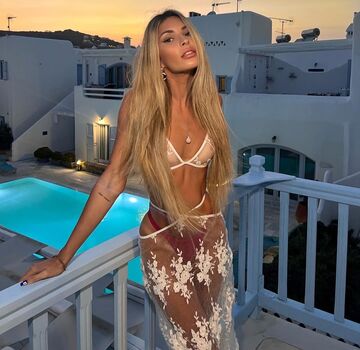 Full leaked Elisabeth rioux private onlyfans photo