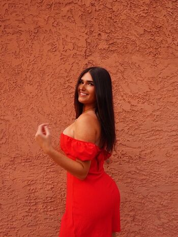 Full leaked Elise biggin private photo