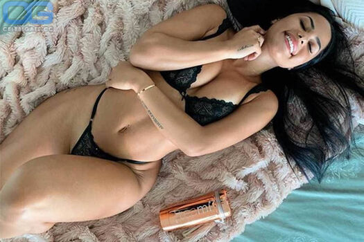 Full leaked Elise henry private photo